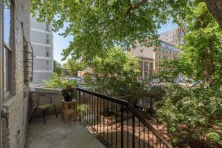 Perfect for Groups Big Livingroom 2 Backyard 3BR - 3