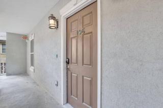 Atlantic Ave: 3 Bed 2 Bath Condo Walk to Beach - Tybee Island - 2