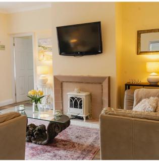 Beach House - Whitley Bay - 1