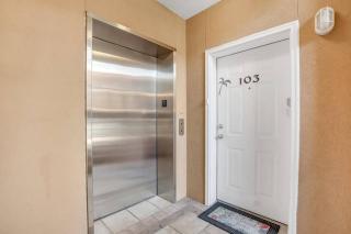 3 BR Condo 2 Pools, Hot Tub, Walk to Beach - Tybee Island - 6