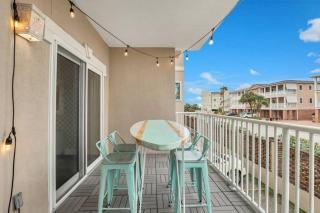 Beach Front Condo w/Pool, Restaurant, and Bar - Tybee Island - 7