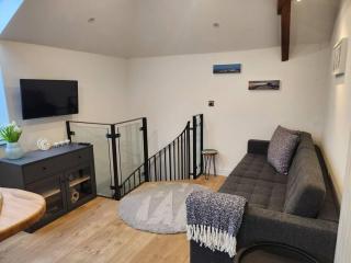 Three Little Pigs - 2