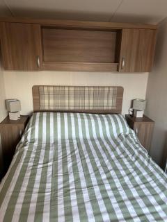 3 BEDROOMED CARAVAN WITH AMAZING SEA VIEWS! - Scarborough - 4