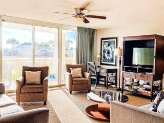 Huge Yacht Waterfront Paradise 15000sf Pool Hot Tub - Myrtle Beach - 3