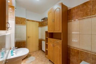 Corvin Park Apartment - Budapest - 3
