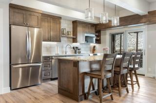 Lodge at 100 W Beaver Creek Blvd 809 - 8