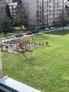 Lovely Studio Apartment Green - Sarajevo - 9