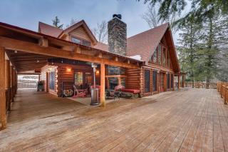 Waterfront Cabin with Deck and Pool in Old Forge! - Old Forge - 8