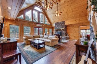 Waterfront Cabin with Deck and Pool in Old Forge! - Old Forge - 7
