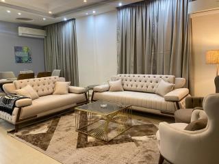 Modern Apartment بمدخل خاص أرضي Sheikh Zayed N1 الشيخ زايد Family only - 4