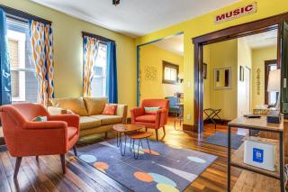 Retro-Inspired Indy Home Walk to Fountain Square! - Indianapolis - 0