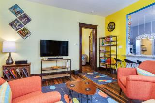 Retro-Inspired Indy Home Walk to Fountain Square! - Indianapolis - 7