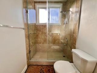 Newly Renovated Home in Central Aurora - Aurora - 3