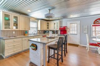 Lake Days and BBQ Fun Climax Springs Retreat! - Climax Springs - 6