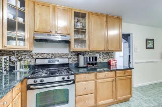 Family-Friendly Home in Bowie with Fenced Yard! - Bowie - 1