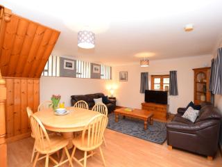 3 Bed in Merstone IC056 - - 8