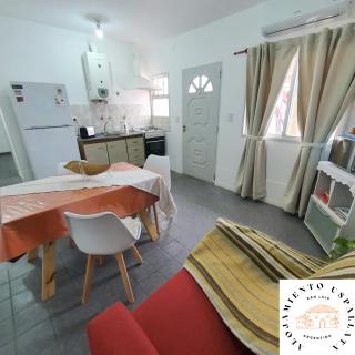 Departamento con Patio y Cochera - San Luis - 2