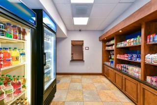 Hampton Inn & Suites Pittsburg - Pittsburg - 1