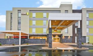 Home2 Suites By Hilton Rapid City - Rapid City - 0
