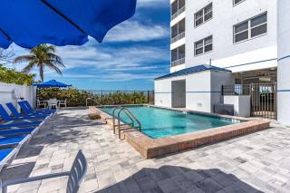 Welcome to Beach Villa's # 602 Vacation Rental - 250 Estero Blvd condo - 6