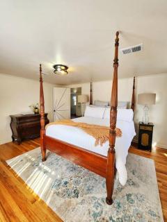 Chic Spacious Apt Near Attractions/Food/EWR/NYC - 8