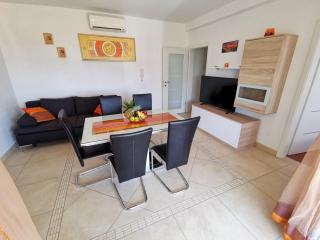 Apartments by the sea Dramalj, Crikvenica - 22500 - Crikvenica - 2