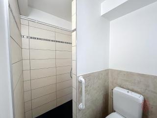 F2 avec terrasse, proche Thermes, animaux acceptés, wifi, parking - FR-1-451-25 - Lamalou-les-Bains - 1