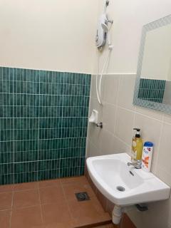 Sekeping Sandakan - 2