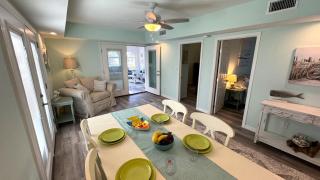 214 Pearl Street Main House - Fort Myers Beach - 1