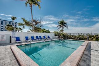 Beach Villas 203 - Fort Myers Beach - 9