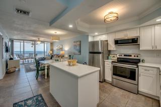 Beach Villas 203 - Fort Myers Beach - 6