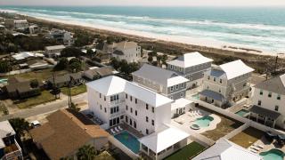 The Taj Of The Gulf! Luxury Beach Mansion! Sleeps 37, private pool & hot tub, putting golf - Panama City Beach - 0