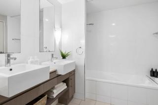 Lux Resort Cairns I 9 Pools, Gym & BBQ I free Parking - 2