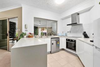 Reef Apartment Cairns - Edge Hill - 7