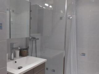 Appartement Climatisé 2 Pièces avec Piscine, Tennis et Parking à 500m de la Plage - FR-1-776-73 - 5