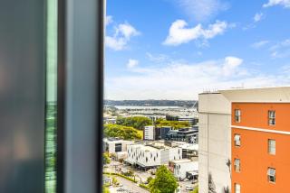 Cosy 2brm CBD apartment - Auckland - 4