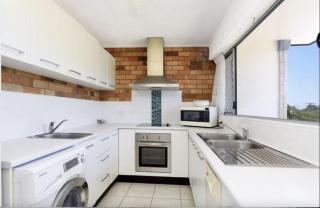 6 Tradewinds - Prime position within walking distance to Patrolled beach & all other amenities - 5