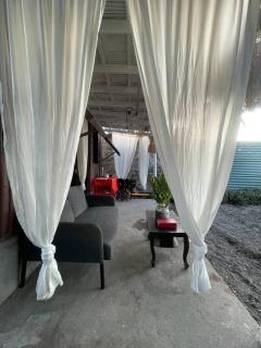 Beachfront house - Anilao - 2