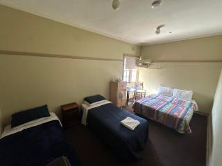Coffs Harbour Hotel - Coffs Harbour - 4