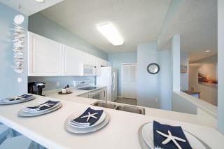 Destin West Gulfside 410 - Amazing Beach View - Free Beach Service! - Fort Walton Beach - 2