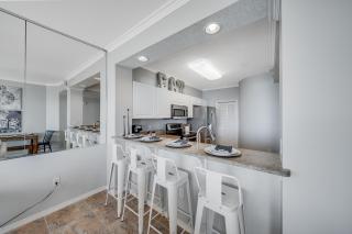 Destin West Gulfside 504 - Amazing Beach View - Free Beach Service - Must See! - 1