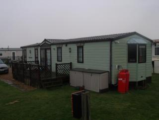 Great 4 Berth Caravan For Hire In Suffolk At North Denes, Ref 40149Nd - Lowestoft - 9