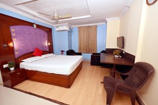 Classic Comforts Hotel - Bangalore - 4