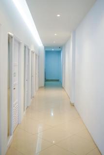 Kareem Syariah Hostel Bukittinggi - Bukittinggi - 6
