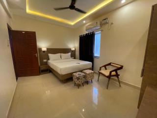 Baga Keys by RJ14 - Old Goa - 4