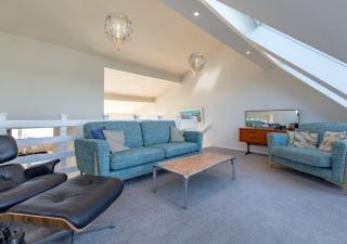 11 Captains Walk - Saundersfoot - 9
