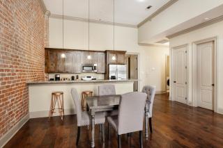 Chuck's Place - New Orleans - 3