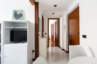 Zara Comfy Apartment - 110m from Istria M5 - Milan - 3
