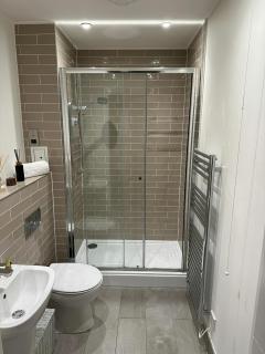 1 Bed Flat - Sleeps 3 - Parking - Wifi - 7