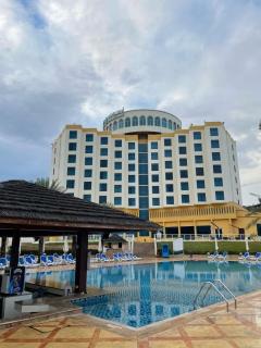 Oceanic Khorfakkan Resort & Spa - Khor Fakkan - 5